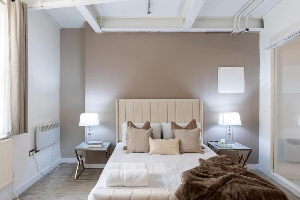 Luxury, Open Plan Apartment Bradford  Zewnętrze zdjęcie